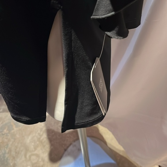 Dressy blouse in black by Clara sun woo - Picture 3 of 8